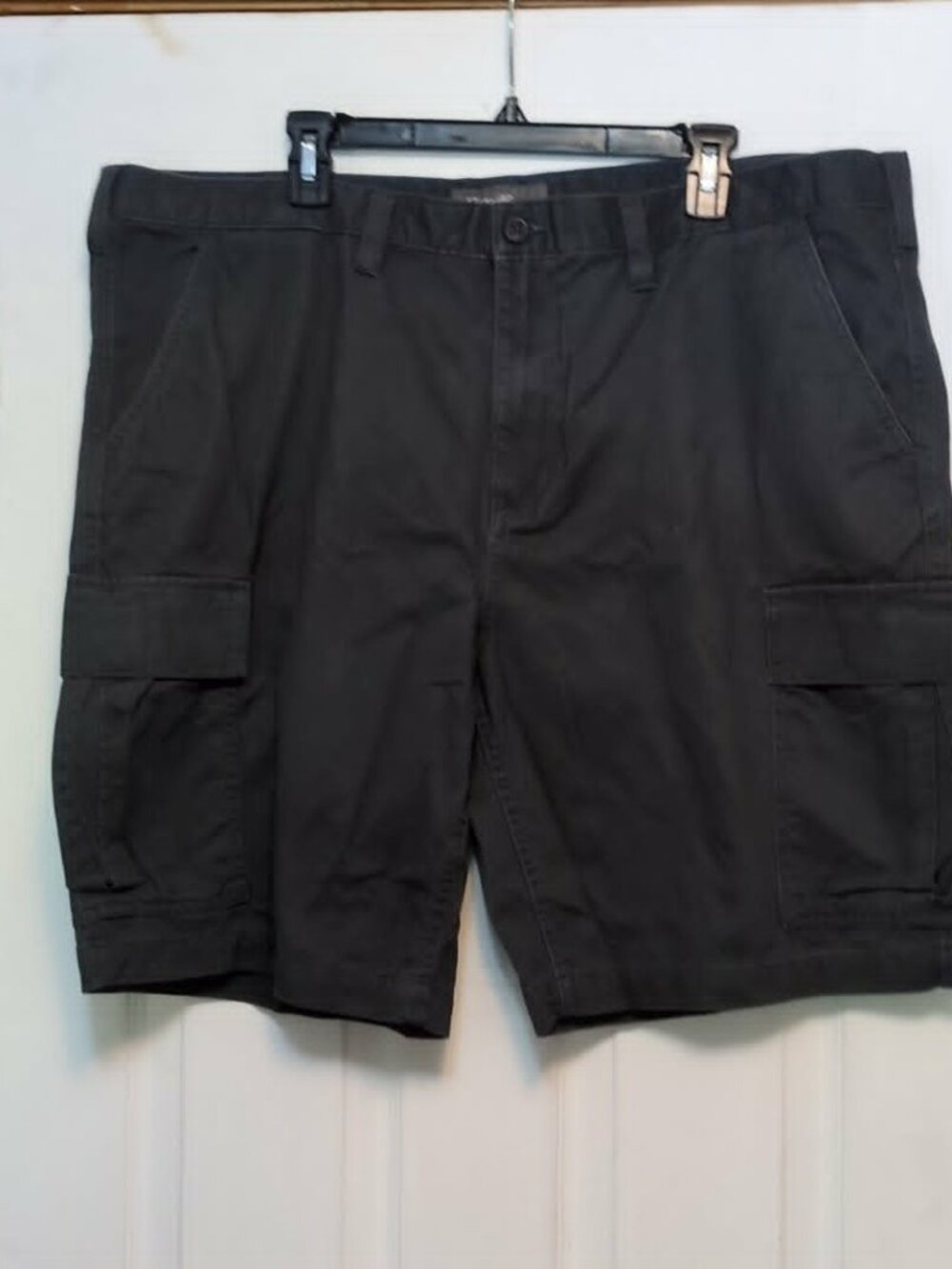 Eddie Bauer Mens Cargo Shorts Sz 42 X 10 Utility Hiking Camping Outdoors Dark Gr